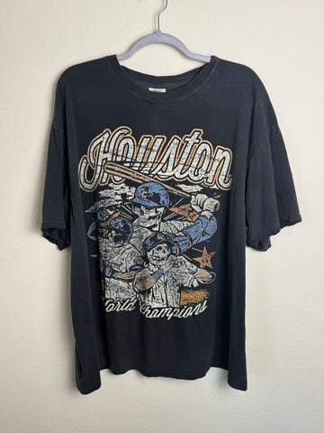 Modern Houston World Champs Graphic Tee XXL