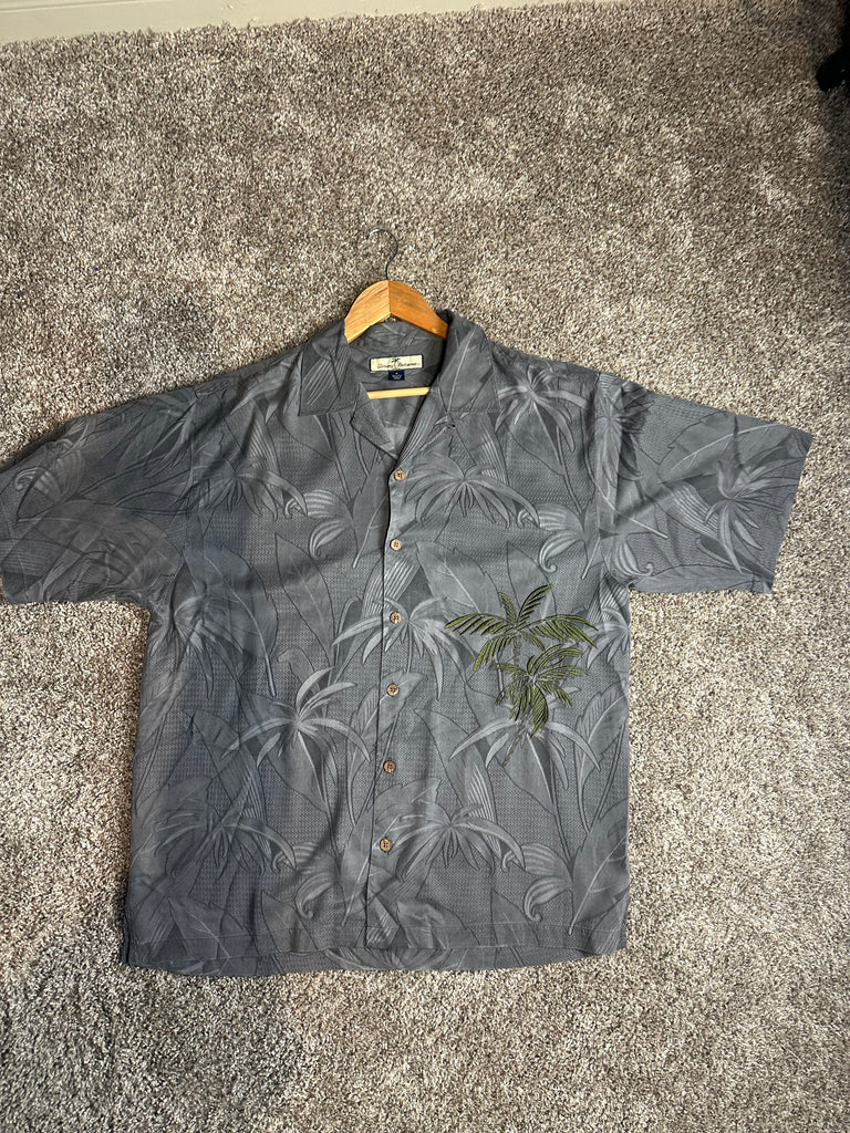 Tommy Bahama Y2K 100% Silk Palm Tree Shirt - Tonal Gray Design Medium