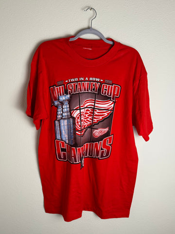 Vintage 97/98 Red Wings NHL Stanley Cup Champion Shirt